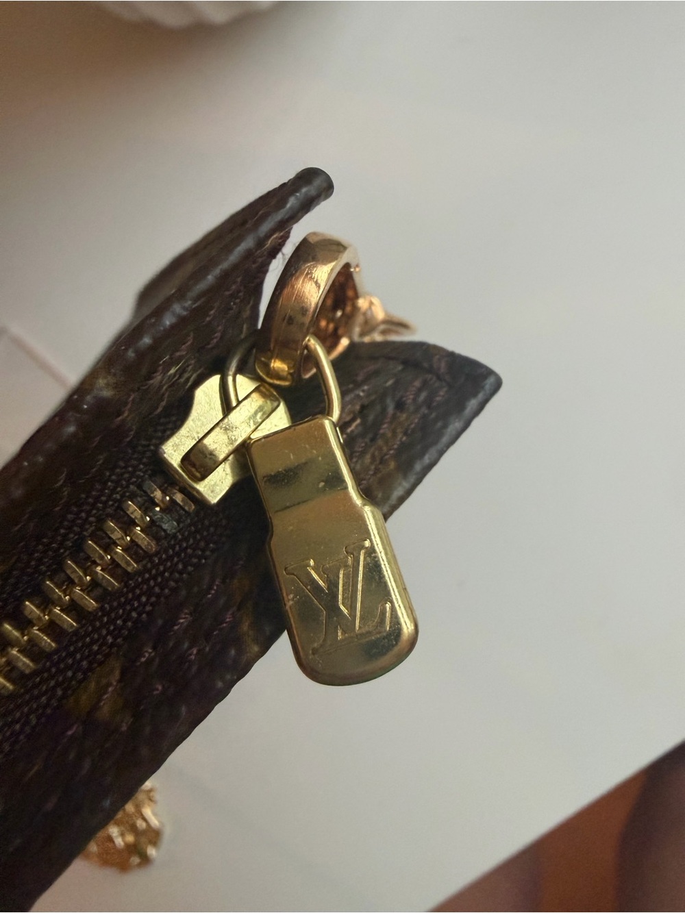 Authentic Louis Vuitton Brown Monogram Crossbody Clutch/Pouch - Picture 3 of 15